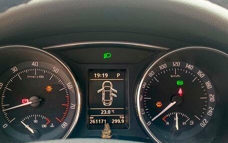 Skoda Superb III рестайлинг, 2012 год, 1 100 000 рублей, 3 фотография