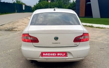 Skoda Superb III рестайлинг, 2012 год, 1 100 000 рублей, 6 фотография