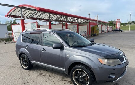 Mitsubishi Outlander III рестайлинг 3, 2007 год, 850 000 рублей, 6 фотография