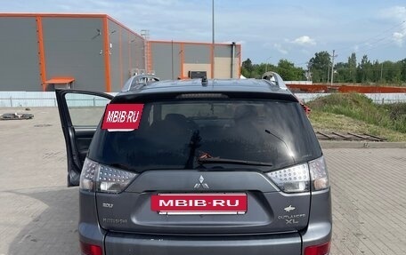 Mitsubishi Outlander III рестайлинг 3, 2007 год, 850 000 рублей, 5 фотография