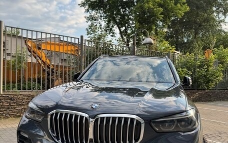 BMW X5, 2021 год, 9 000 000 рублей, 4 фотография