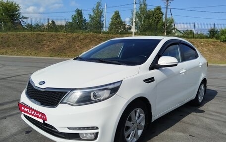 KIA Rio III рестайлинг, 2015 год, 890 000 рублей, 7 фотография