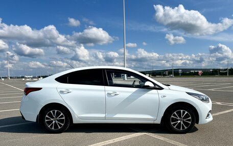 Hyundai Solaris II рестайлинг, 2018 год, 1 380 000 рублей, 3 фотография
