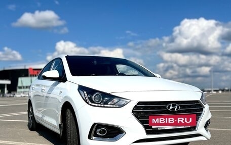 Hyundai Solaris II рестайлинг, 2018 год, 1 380 000 рублей, 2 фотография
