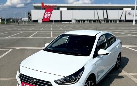 Hyundai Solaris II рестайлинг, 2018 год, 1 380 000 рублей, 8 фотография