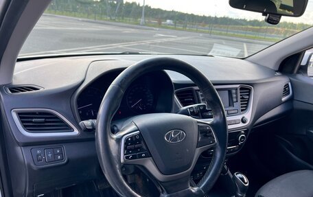 Hyundai Solaris II рестайлинг, 2018 год, 1 380 000 рублей, 13 фотография