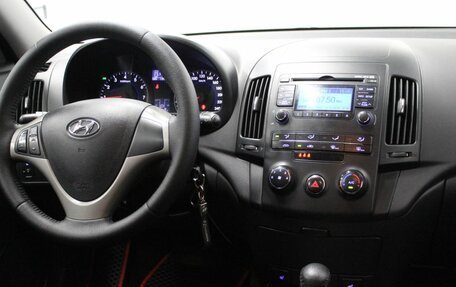 Hyundai i30 I, 2010 год, 850 000 рублей, 15 фотография