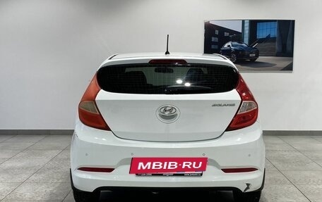 Hyundai Solaris II рестайлинг, 2015 год, 649 000 рублей, 6 фотография