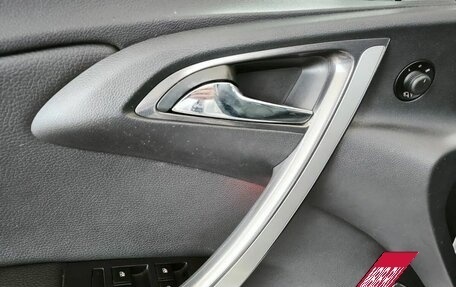 Opel Astra J, 2012 год, 719 000 рублей, 9 фотография