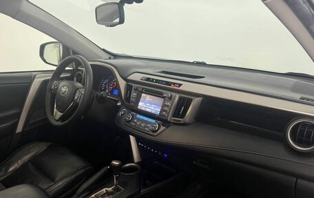 Toyota RAV4, 2014 год, 1 619 000 рублей, 15 фотография