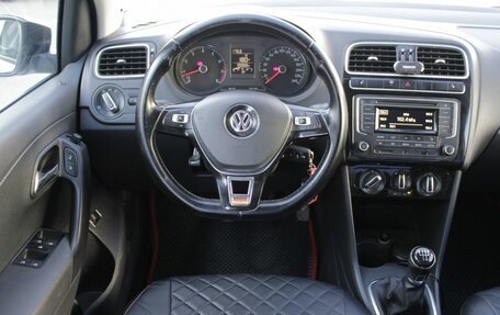 Volkswagen Polo VI (EU Market), 2017 год, 945 000 рублей, 10 фотография