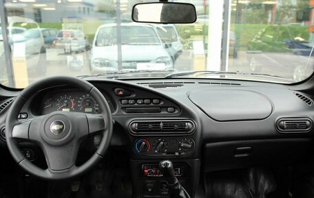 Chevrolet Niva I рестайлинг, 2015 год, 639 400 рублей, 7 фотография