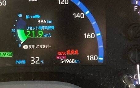 Toyota Yaris Cross, 2021 год, 1 086 190 рублей, 5 фотография