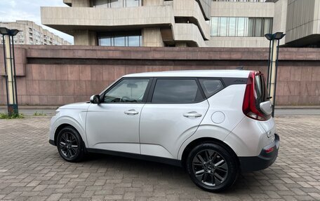 KIA Soul III, 2021 год, 1 850 000 рублей, 3 фотография