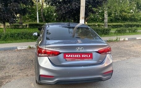 Hyundai Solaris II рестайлинг, 2017 год, 1 200 000 рублей, 4 фотография