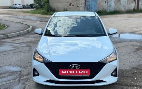 Hyundai Solaris II рестайлинг, 2021 год, 1 430 000 рублей, 7 фотография
