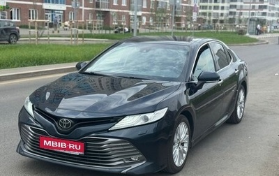 Toyota Camry, 2018 год, 2 680 000 рублей, 1 фотография