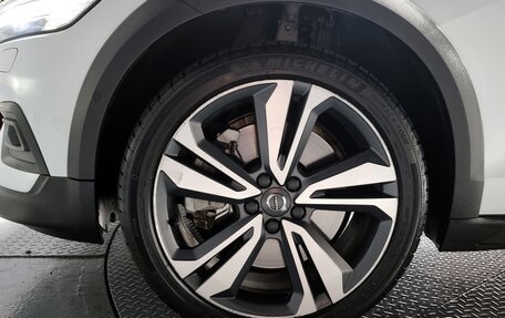 Volvo V60 II, 2022 год, 3 570 334 рублей, 5 фотография