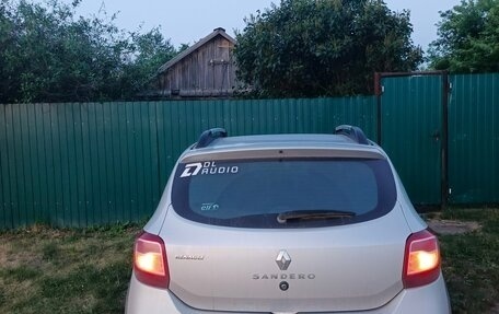Renault Sandero II рестайлинг, 2017 год, 850 000 рублей, 5 фотография