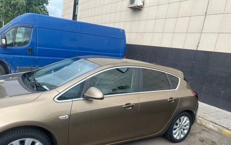 Opel Astra J, 2013 год, 1 010 000 рублей, 4 фотография