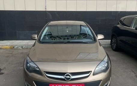 Opel Astra J, 2013 год, 1 010 000 рублей, 2 фотография