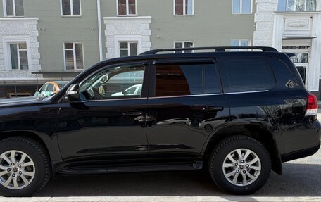 Toyota Land Cruiser 200, 2015 год, 4 700 000 рублей, 8 фотография