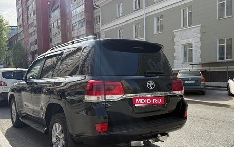 Toyota Land Cruiser 200, 2015 год, 4 700 000 рублей, 7 фотография