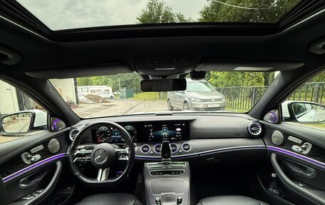 Mercedes-Benz E-Класс, 2020 год, 4 150 000 рублей, 9 фотография