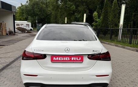 Mercedes-Benz E-Класс, 2020 год, 4 150 000 рублей, 7 фотография