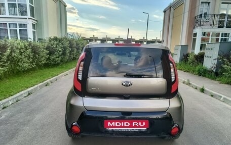 KIA Soul II рестайлинг, 2015 год, 1 350 000 рублей, 6 фотография