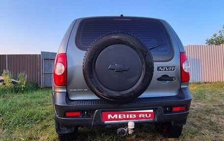 Chevrolet Niva I рестайлинг, 2011 год, 560 000 рублей, 5 фотография