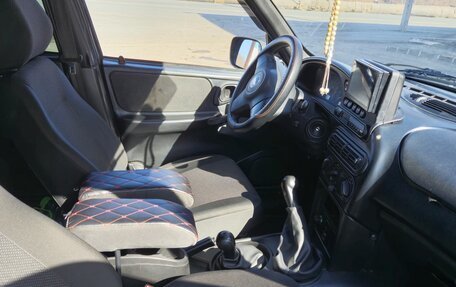 Chevrolet Niva I рестайлинг, 2011 год, 560 000 рублей, 10 фотография