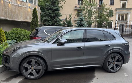 Porsche Cayenne III, 2020 год, 8 450 000 рублей, 2 фотография