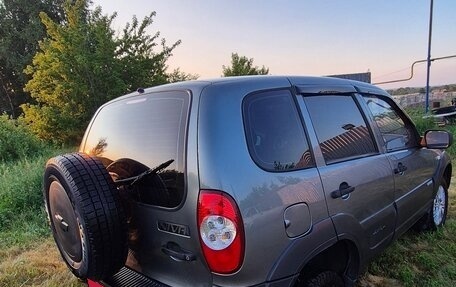 Chevrolet Niva I рестайлинг, 2011 год, 560 000 рублей, 6 фотография