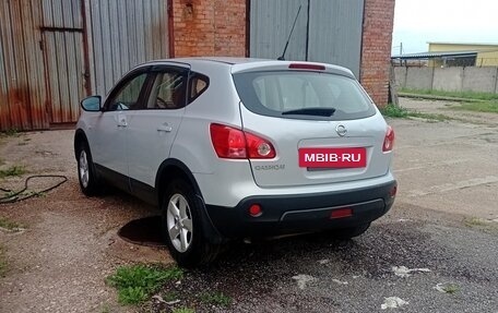 Nissan Qashqai, 2008 год, 630 000 рублей, 2 фотография