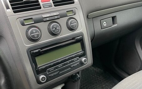 Volkswagen Touran III, 2008 год, 1 000 000 рублей, 9 фотография