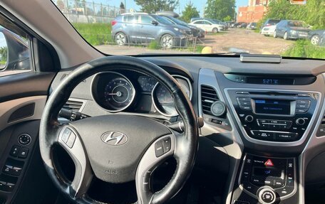 Hyundai Elantra V, 2015 год, 1 000 000 рублей, 7 фотография