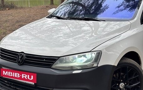 Volkswagen Jetta VI, 2013 год, 750 000 рублей, 5 фотография