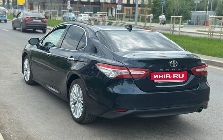 Toyota Camry, 2018 год, 2 680 000 рублей, 4 фотография