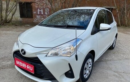Toyota Vitz, 2017 год, 850 000 рублей, 1 фотография