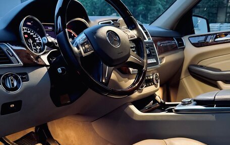 Mercedes-Benz M-Класс, 2013 год, 14 фотография