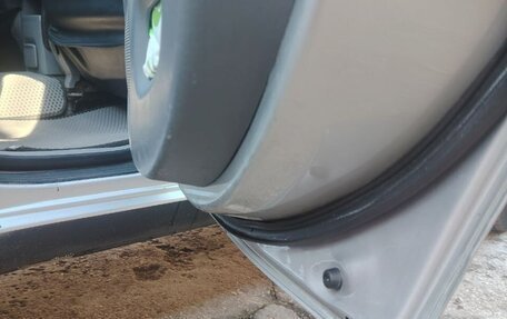 Toyota RAV4, 2002 год, 900 000 рублей, 11 фотография
