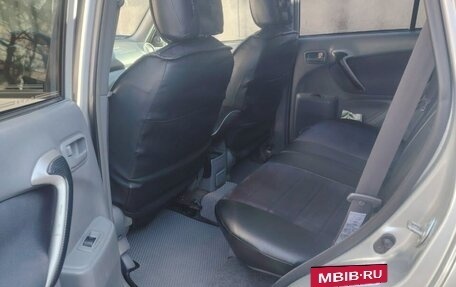 Toyota RAV4, 2002 год, 900 000 рублей, 9 фотография