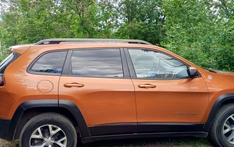 Jeep Cherokee, 2015 год, 2 450 000 рублей, 5 фотография