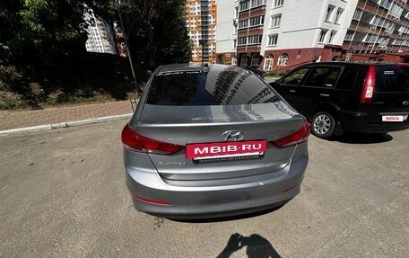 Hyundai Elantra VI рестайлинг, 2016 год, 1 130 000 рублей, 3 фотография