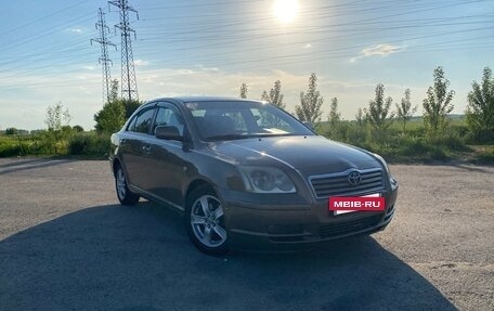 Toyota Avensis III рестайлинг, 2004 год, 870 000 рублей, 5 фотография
