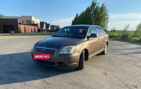 Toyota Avensis III рестайлинг, 2004 год, 870 000 рублей, 3 фотография