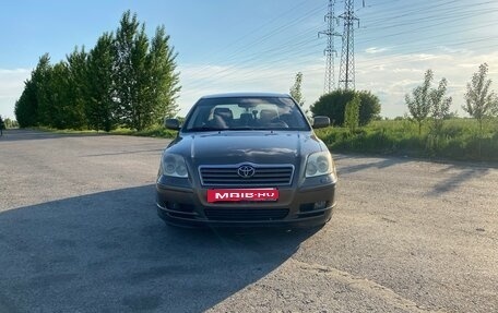 Toyota Avensis III рестайлинг, 2004 год, 870 000 рублей, 4 фотография