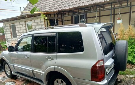 Mitsubishi Pajero III рестайлинг, 2004 год, 800 000 рублей, 12 фотография