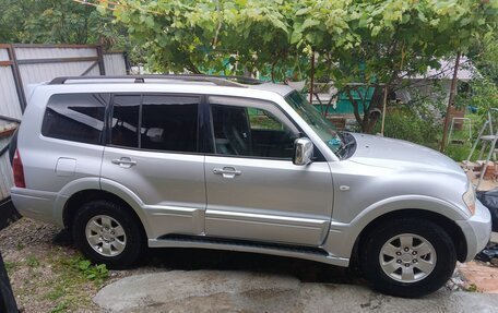 Mitsubishi Pajero III рестайлинг, 2004 год, 800 000 рублей, 9 фотография